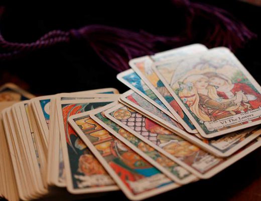 A Imperatriz - Significado e Simbologia da Carta do Tarot 