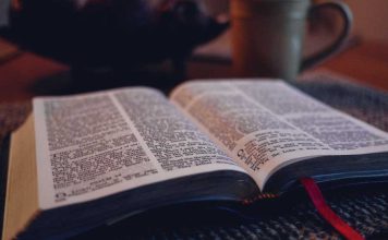 Salmo 40 da Bíblia Sagrada