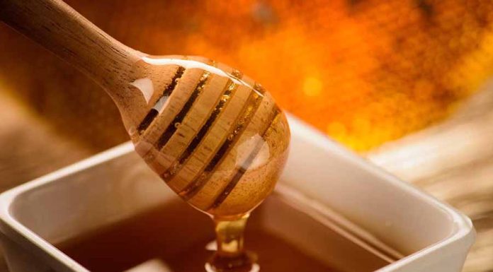 Quais as melhores simpatias com mel para o amor? simpatia com mel