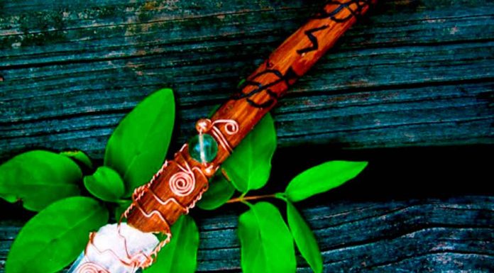 Como fazer sua Varinha Mágica Wicca varinha mágica como fazer