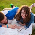 Será que é só amizade colorida ou algo além disso? gostar do amigo