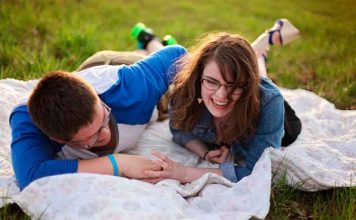 Será que é só amizade colorida ou algo além disso? gostar do amigo