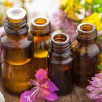 Saiba como fazer seu próprio Óleo Essencial óleos essenciais
