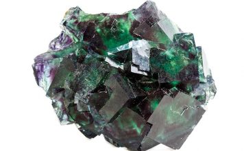 Pedra Fluorita – Benefício para concentração e da criatividade pedra fluorita