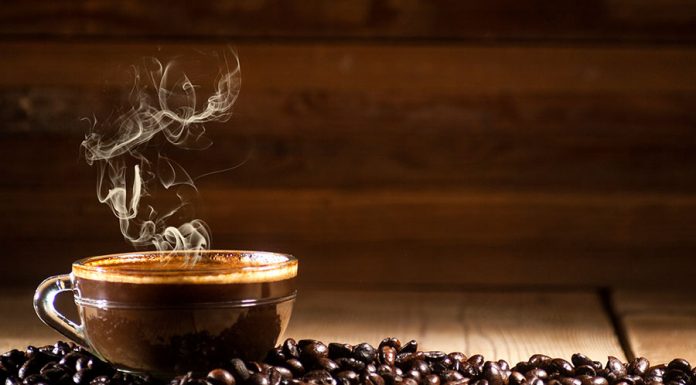 Benefícios da cafeomancia online: como a leitura da borra de café pode te ajudar vantagens da cafeomancia