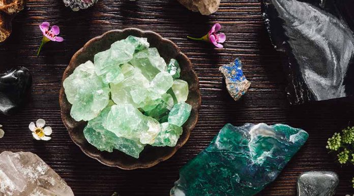 Quais os melhores cristais e pedras para usar? Desvende o poder das pedras e cristais pedras e cristais
