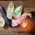 A melhor forma de energizar cristais – Pelo consultor Davi energizar cristal