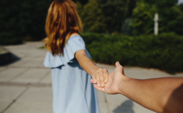 Como saber se o amor acabou? – Quando é a hora de pensar: “Vou seguir meu caminho!” – Pela Consultora Fabiana amor