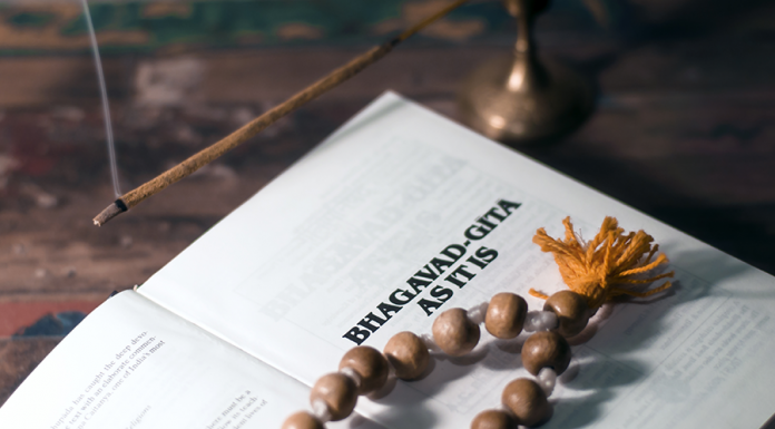 O que é Bhagavad Gita e para que serve? – Pelo Consultor Davi