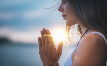 Saiba como fazer uma oração eficaz – Pelo consultor Evandro