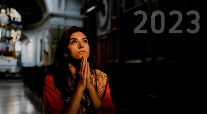 Oração para 2023 – Traga proteção, amor e paz para sua Família. oração para 2023