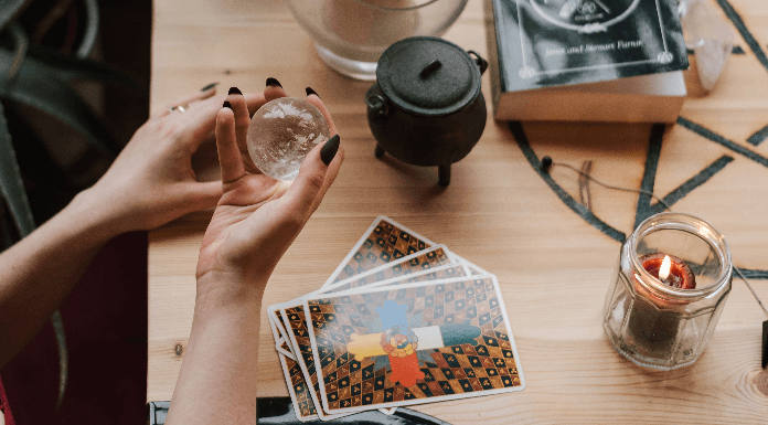 Consulta de Tarot 24 horas – Tudo que você precisa saber para tirar todas as suas dúvidas no amor e na vida! consulta tarot 24 horas