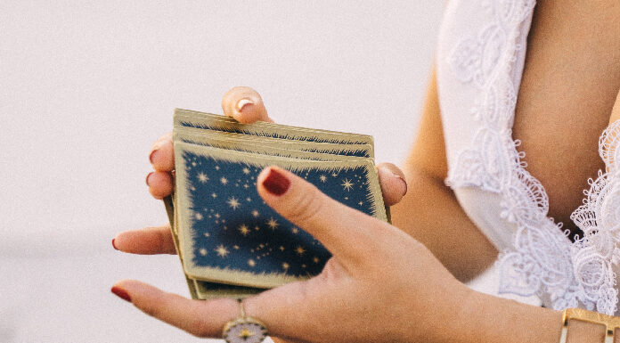 O que são arcanos menores? Entenda como saber seus significados arcanos menores