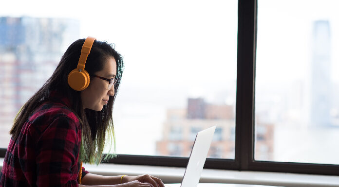 Como funciona uma consulta de vidência online? É confiável? vidência online como é