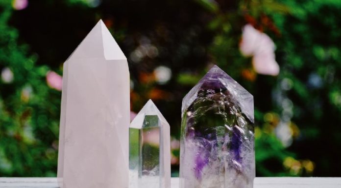 Cristal do amor – 5 cristais do amor para 2023 Cristal do amor