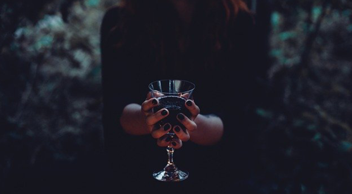 Live: você tem medo de bruxaria? – Desmistificando a bruxaria Você tem medo de bruxaria?