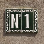 O que significa a numerologia de casas número 1? numerologia casas numero 1