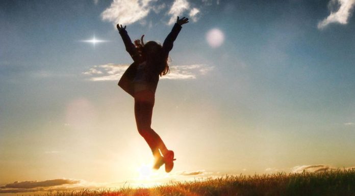 Renove sua alegria de viver com a carta “O Sol” – Conselhos do Tarot alegria de viver