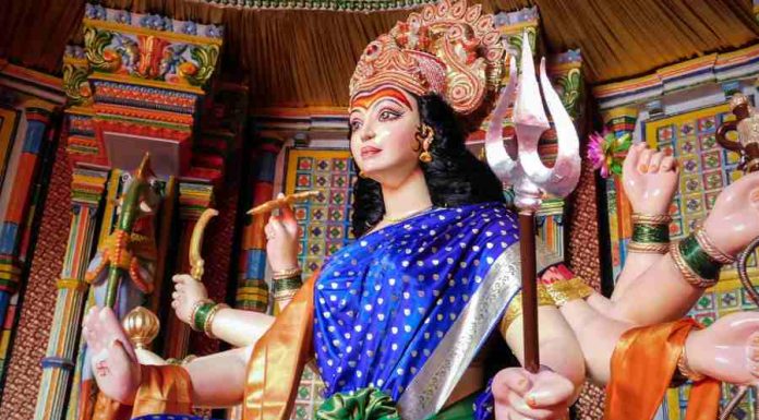 Shakti a Deusa que representa o feminino na Tridevi Hindu Shakti