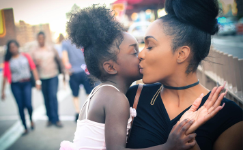 Quais as melhores simpatias para unir mãe e filho? simpatia para unir mae e filho