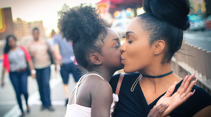 Quais as melhores simpatias para unir mãe e filho? simpatia para unir mae e filho