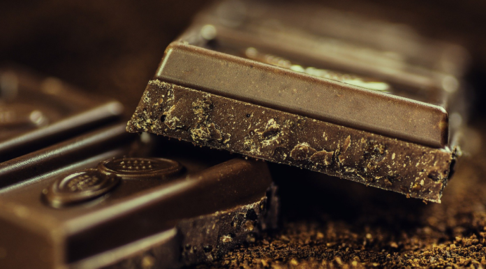 Conheça simpatias de amor com chocolate – para ser feliz no amor 🍫 Simpatia amor chocolate