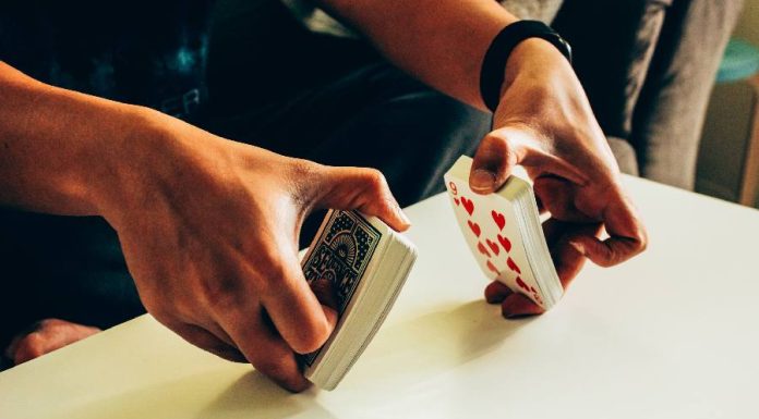 Como aprender a ler cartas de baralho comum – Tenha esse Ás na manga como aprender a ler cartas de baralho comum (1)