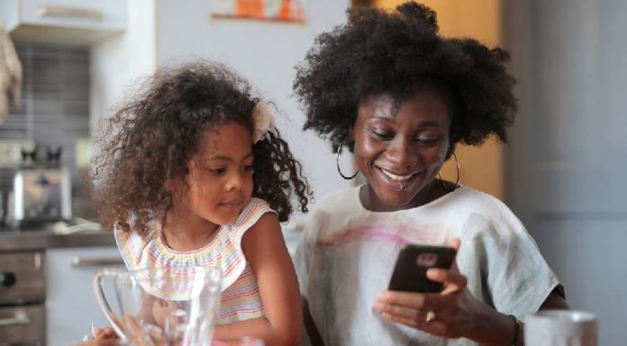 Consultas e Previsões online: chat, audiochat, telefone ou e-mail? Consultas e previsões online