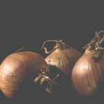 Simpatia da cebola com açúcar, conheça os diferentes rituais