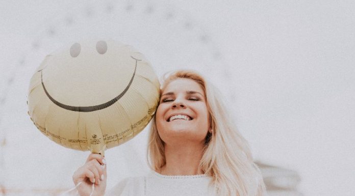 Terapia do riso – Transforme os seus dias com este gesto Terapia do riso