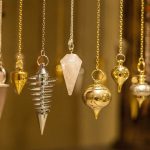 Aprenda o que é pêndulo e como ele pode ser usado pêndulo