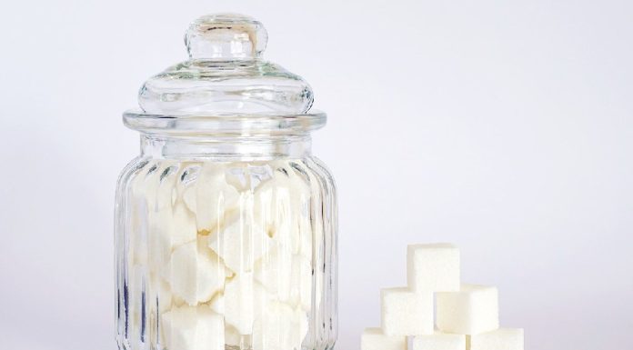 Aprenda a usar a pedra de cânfora para limpeza espiritual Pedra cânfora para limpeza espiritual