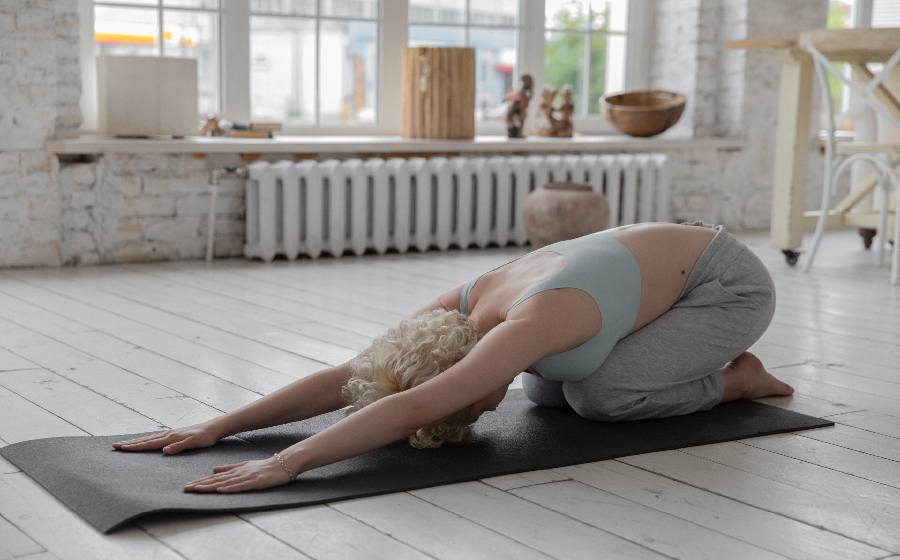 Posições de yoga