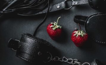 Não caia na rotina: dicas para apimentar o sexo ❤️ Dicas para apimentar o sexo