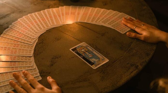 Conhecendo os métodos de tiragem Baralho Cigano Métodos de tiragem baralho cigano