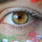 Conheça os benefícios da Trataka, a yoga para os olhos Yoga para os olhos