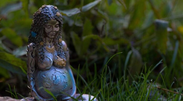 Quem é a Mãe Natureza: significado e formas