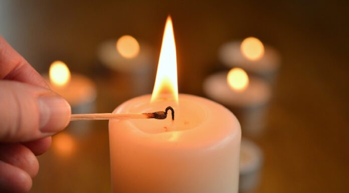 Para que serve a simpatia da vela branca com açúcar? Simpatia da vela branca com açúcar