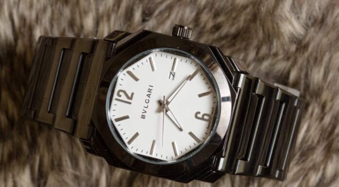 O que é 19:19 horas e seu significado nas diferentes visões 19:19 horas significado