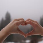 Como encontrar um amor em 2024? Por Débora de Obah Horas iguais 02:02 amor