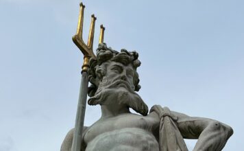 Quem é Deus Netuno: mitologia romana e o mar 🔱 Deus Netuno