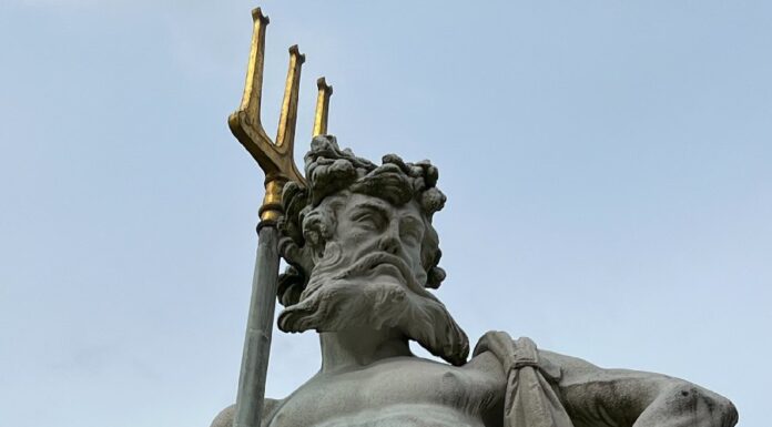 Quem é Deus Netuno: mitologia romana e o mar 🔱 Deus Netuno