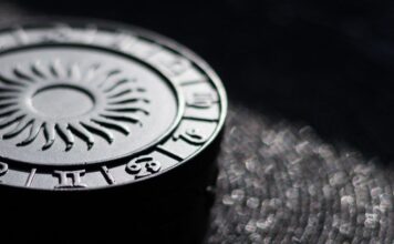 Signos no Trabalho: Perfis no Ambiente Profissional