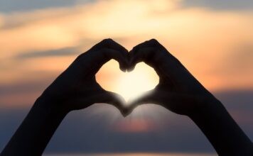 O amor para 2024, o que os signos apontam para o próximo ano, por Deborah de Obá💘 Amor 2024