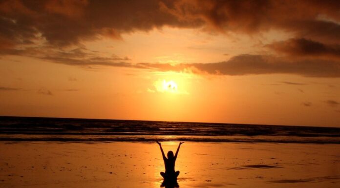 Meditação do Pôr do Sol 2024: Uma Jornada de Renovação MEDITAÇÃO DO POR DO SOL