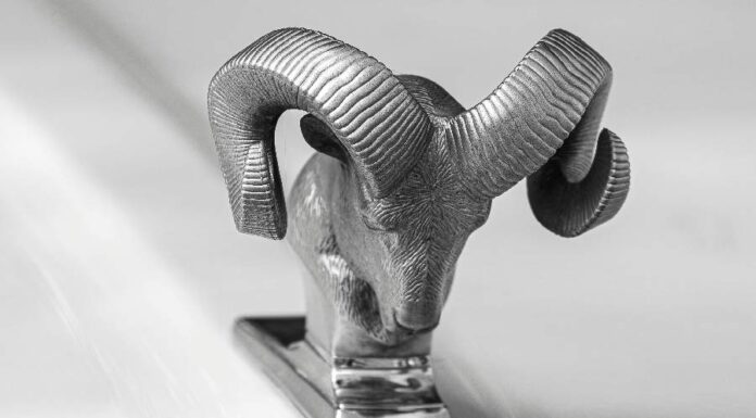 Vênus em Capricórnio: Entendendo o lado emocional e afetivo, pela especialista Klarah Vênus em capricórnio