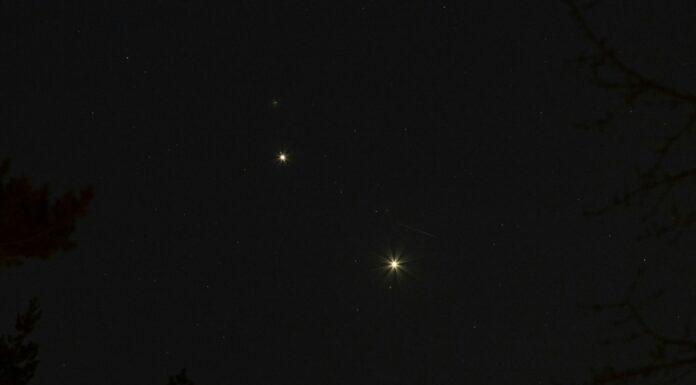 Explorando a Conjunção Plutão-Mercúrio – pela consultora Lilith conjunção de planetas