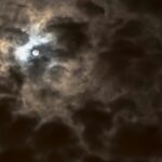 Lua Cheia em Escorpião: Intensidade Emocional e Transformação, por Tatiana Marinho Lua cheia em escorpião