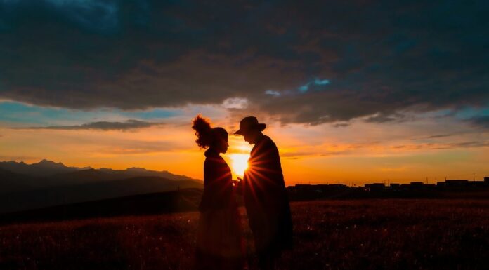 Oráculo das Deusas: Receba sua mensagem do amor! Por Tatiana Marinho Oráculo da Deusa